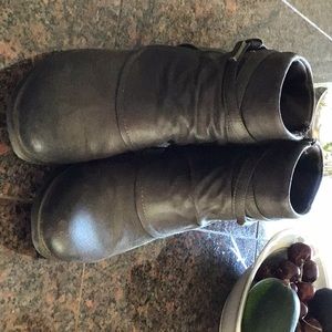 Womens boots